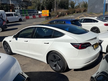 Used Tesla Model 3 2020 for sale - 77909038: Photo