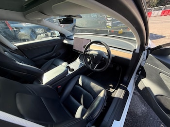Used Tesla Model 3 2020 for sale - 77909038: Photo