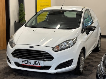 Used Ford Fiesta 2015 for sale - 78830680: Photo