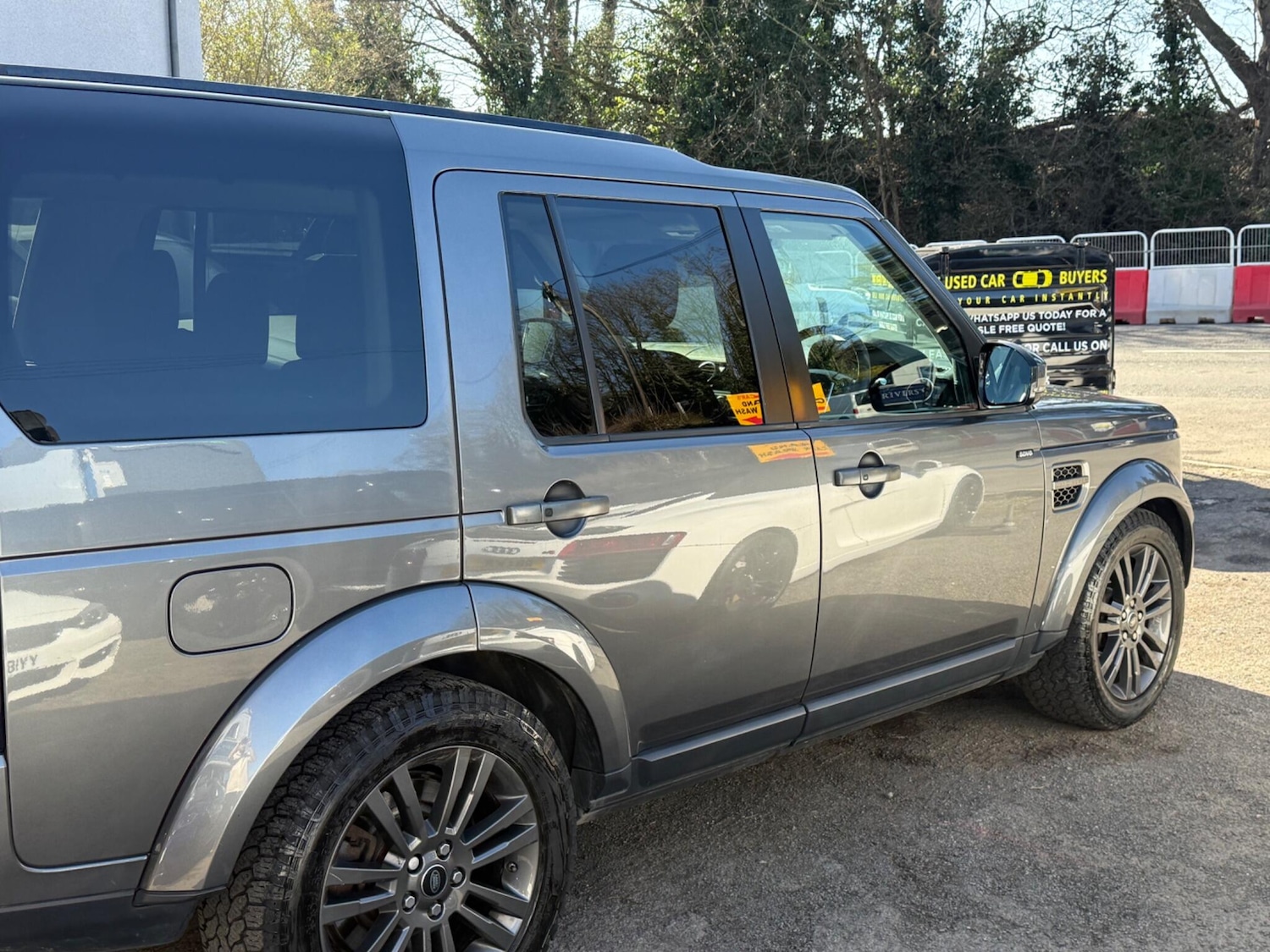 Used Land Rover Discovery 4 for sale - 77924930: Photo 17