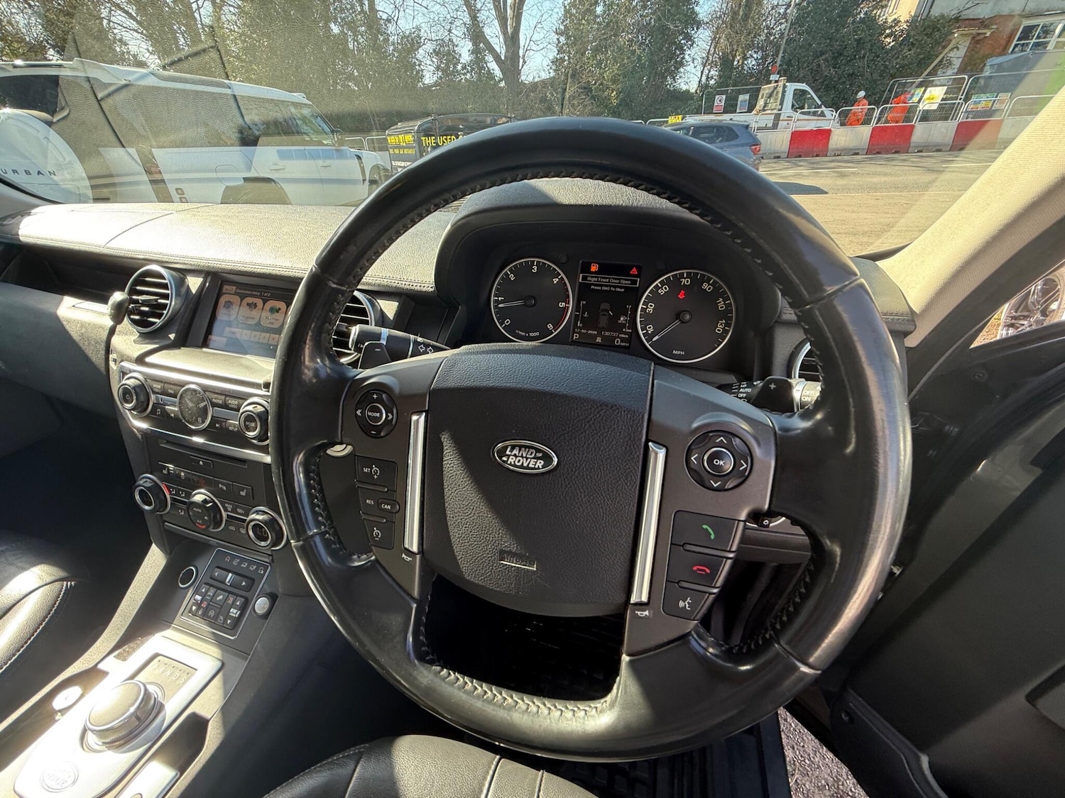 Used Land Rover Discovery 4 for sale - 77924930: Photo 22