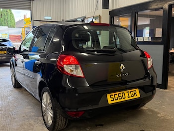 Used Renault Clio 2010 for sale - 75552251: Photo