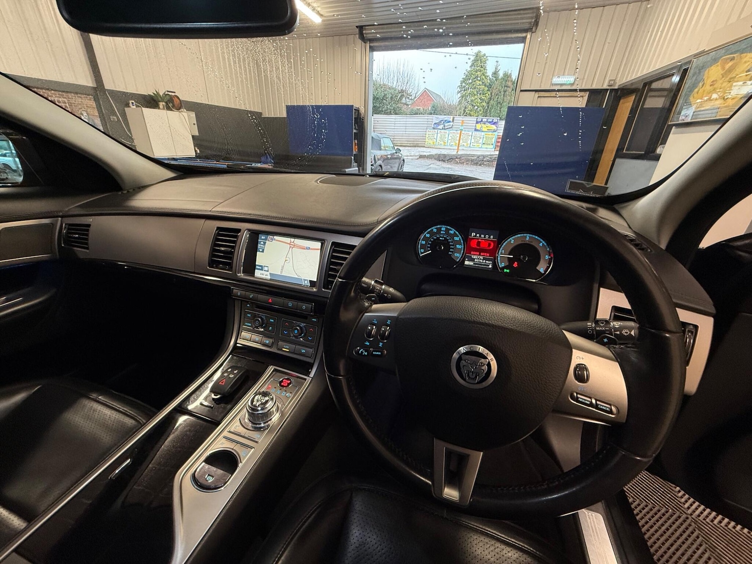 Used Jaguar XF 2011 for sale - 77468112: Photo 23