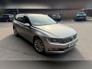 Volkswagen - Passat