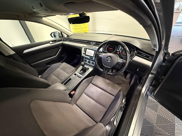 Used Volkswagen Passat 2017 for sale - 75669678: Photo 4
