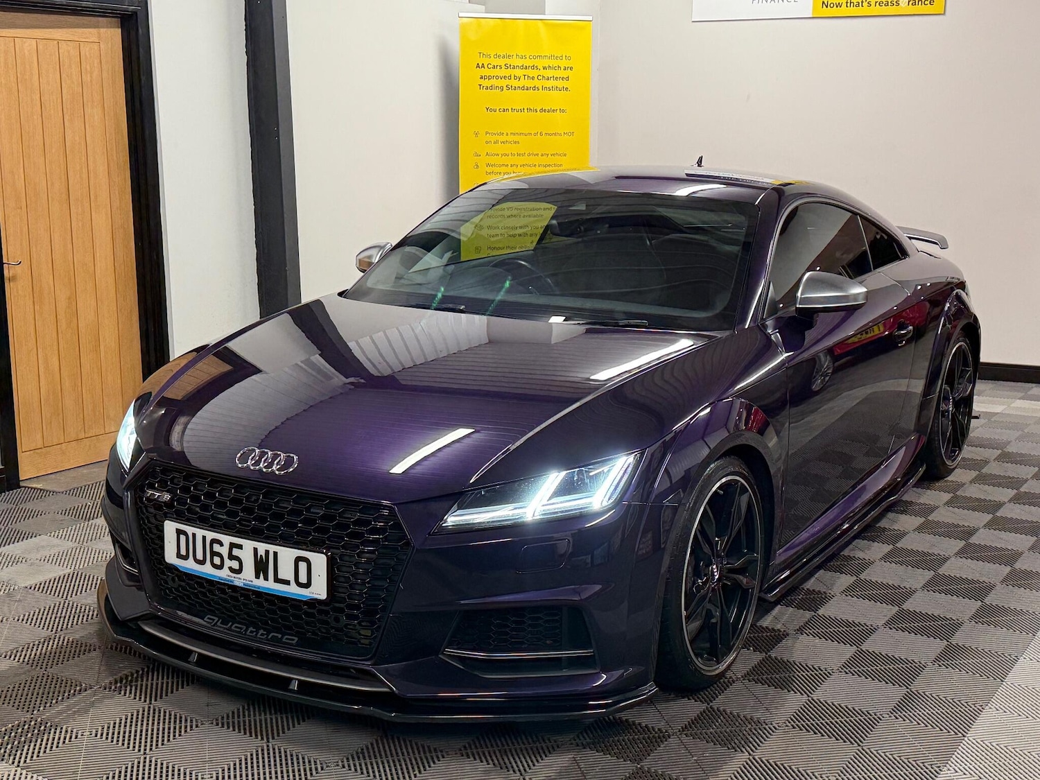 Used Audi TTS 2015 for sale - 76513477: Photo 2