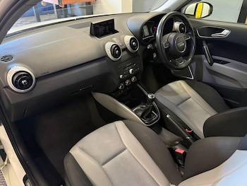 Used Audi A1 2011 for sale - 78447535: Photo