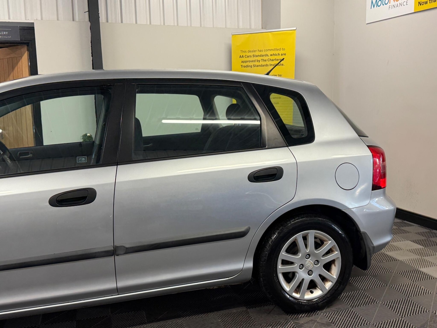 Used Honda Civic for sale - 76913713: Photo 11