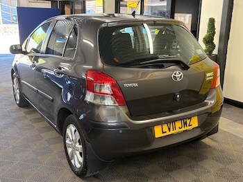 Used Toyota Yaris 2011 for sale - 78374958: Photo