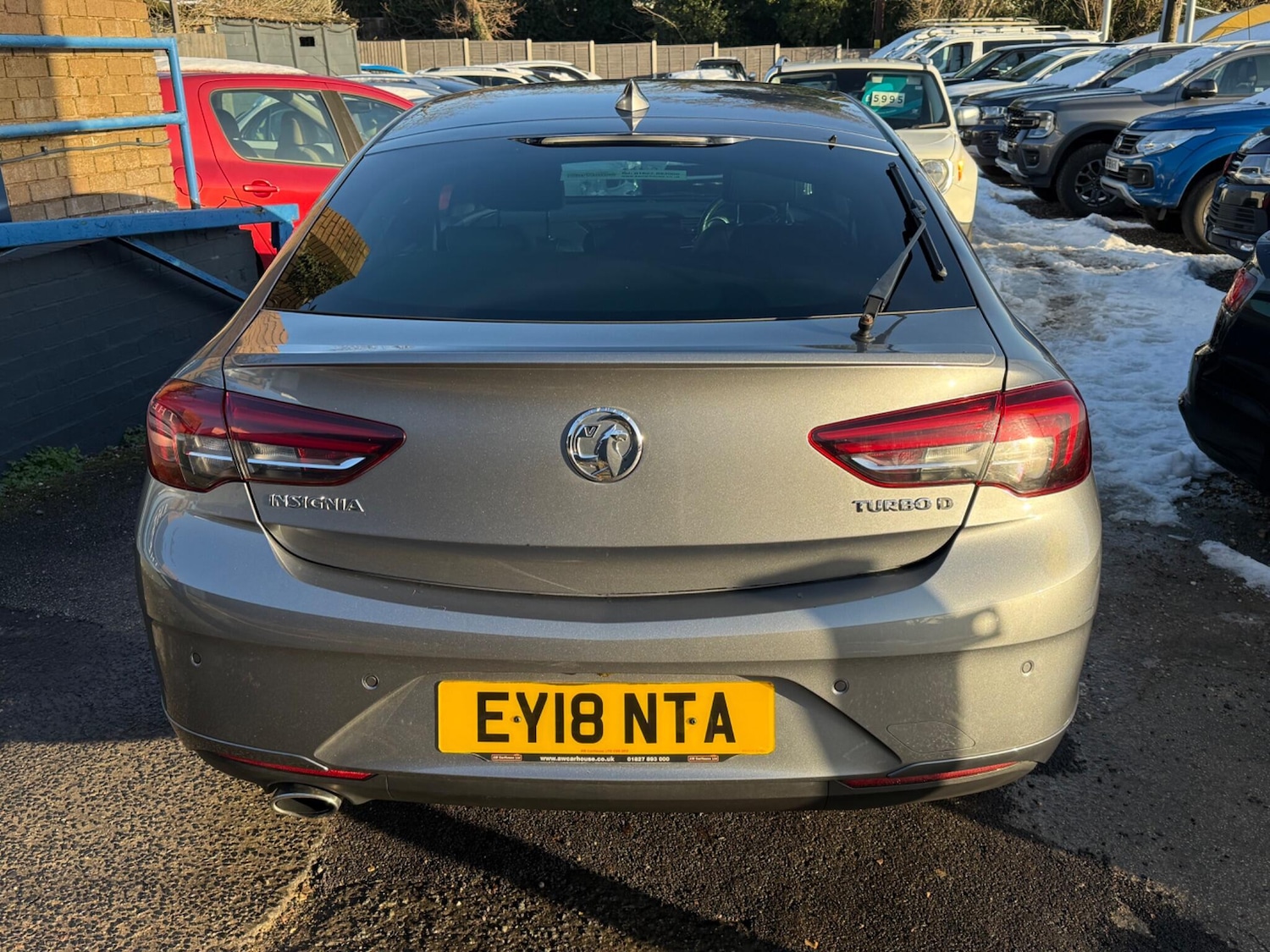 Used Vauxhall Insignia 2018 for sale - 77163212: Photo 3