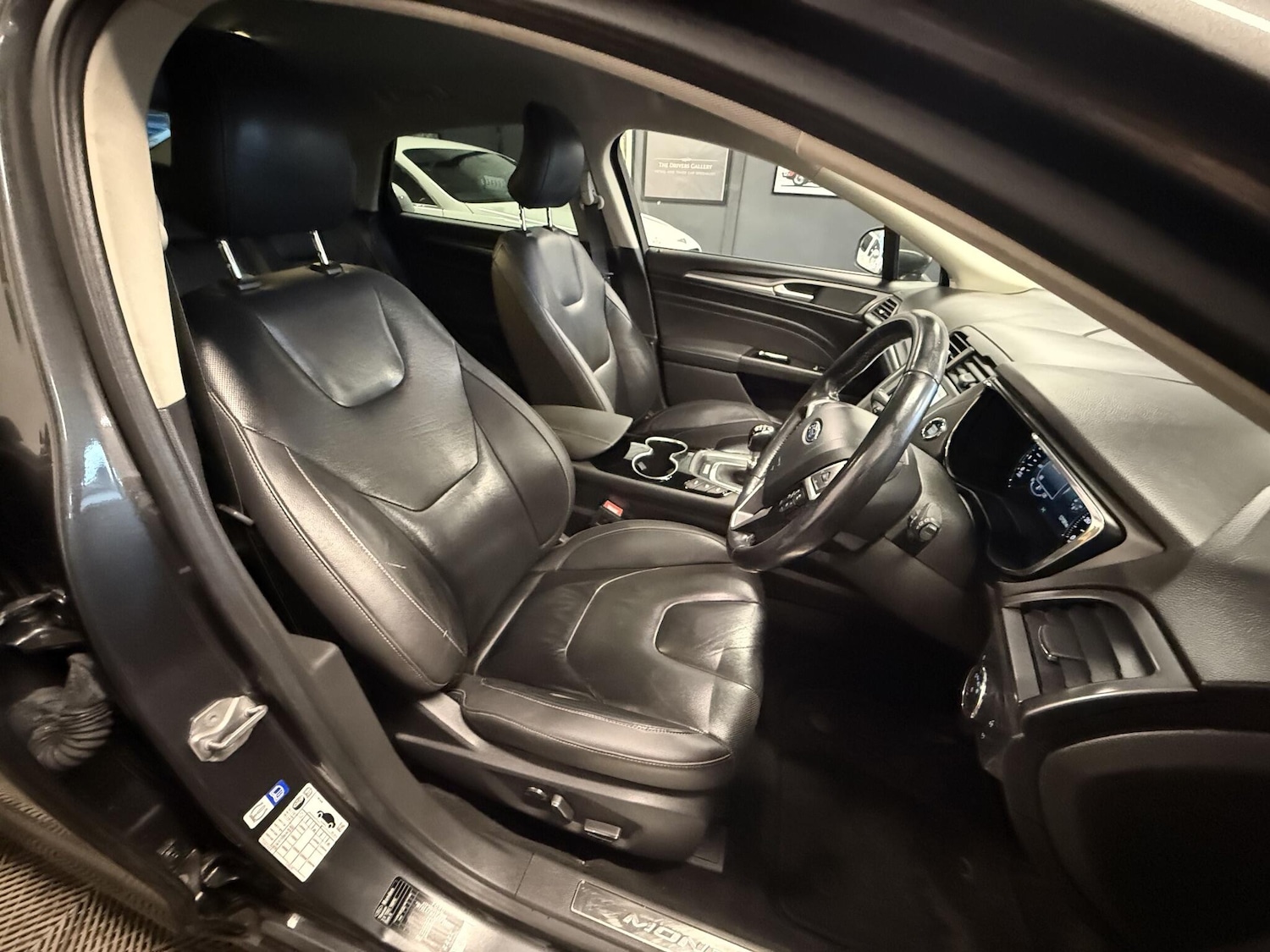 Used Ford Mondeo 2016 for sale - 77396045: Photo 7