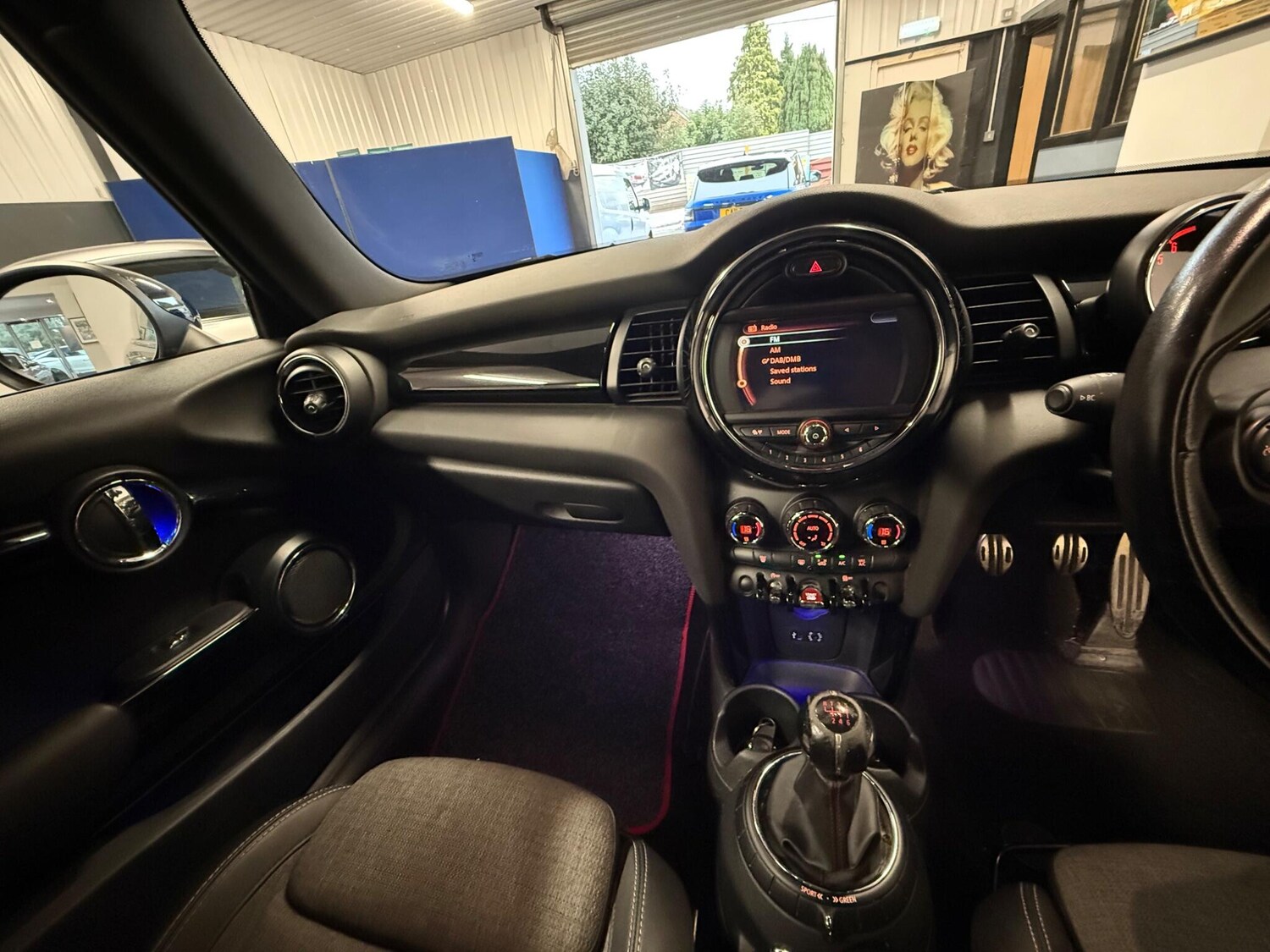 Used MINI Hatch 2015 for sale - 76646036: Photo 24