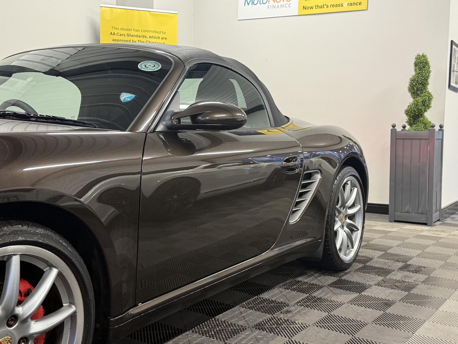Used Porsche Boxster for sale - 77395943: Photo 28