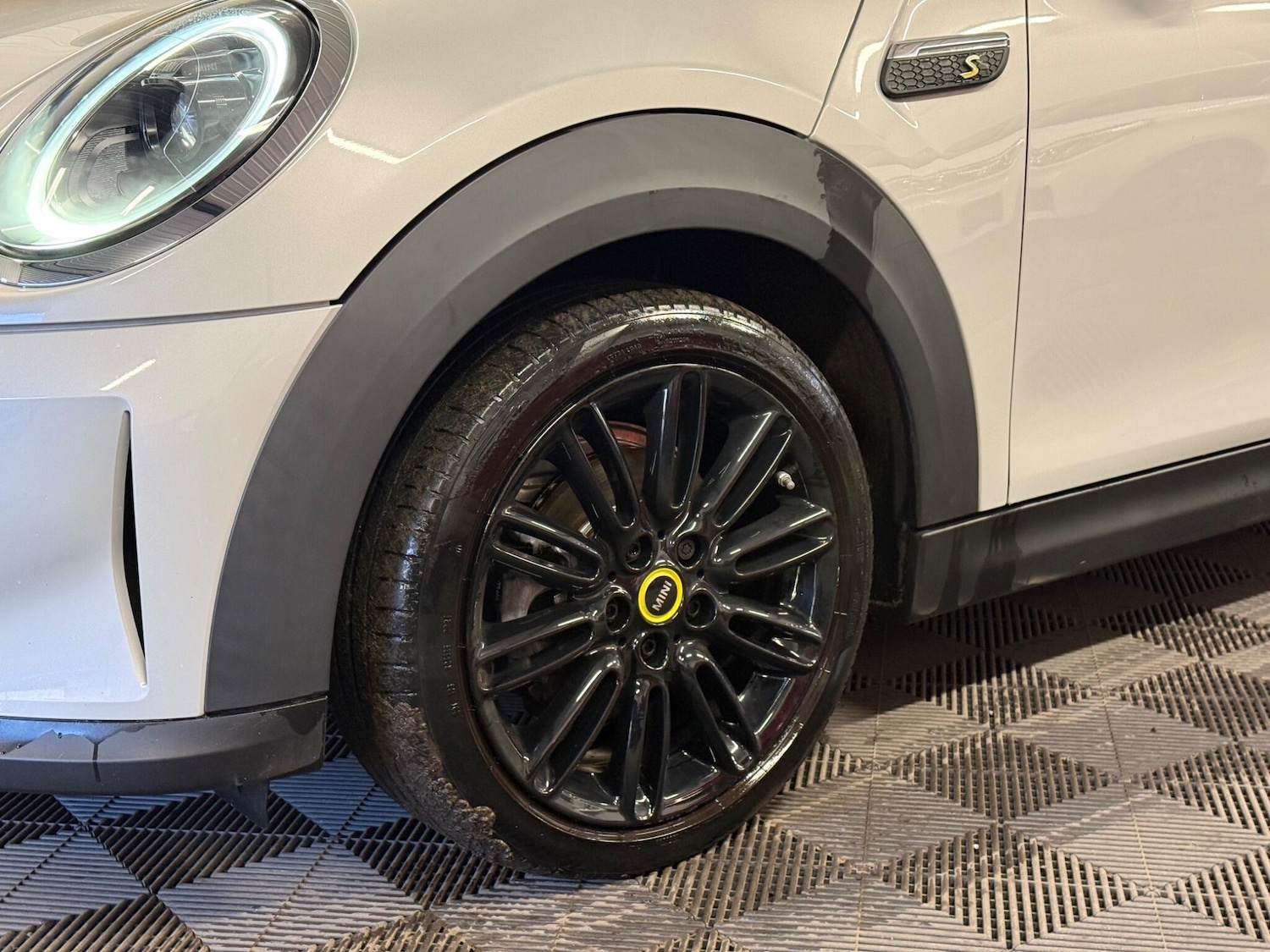 Used MINI Electric Hatch 2021 for sale - 77496786: Photo 9