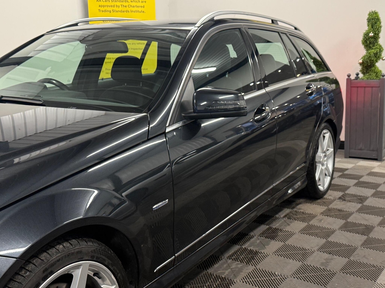 Used Mercedes-Benz C Class 2011 for sale - 77305914: Photo 19