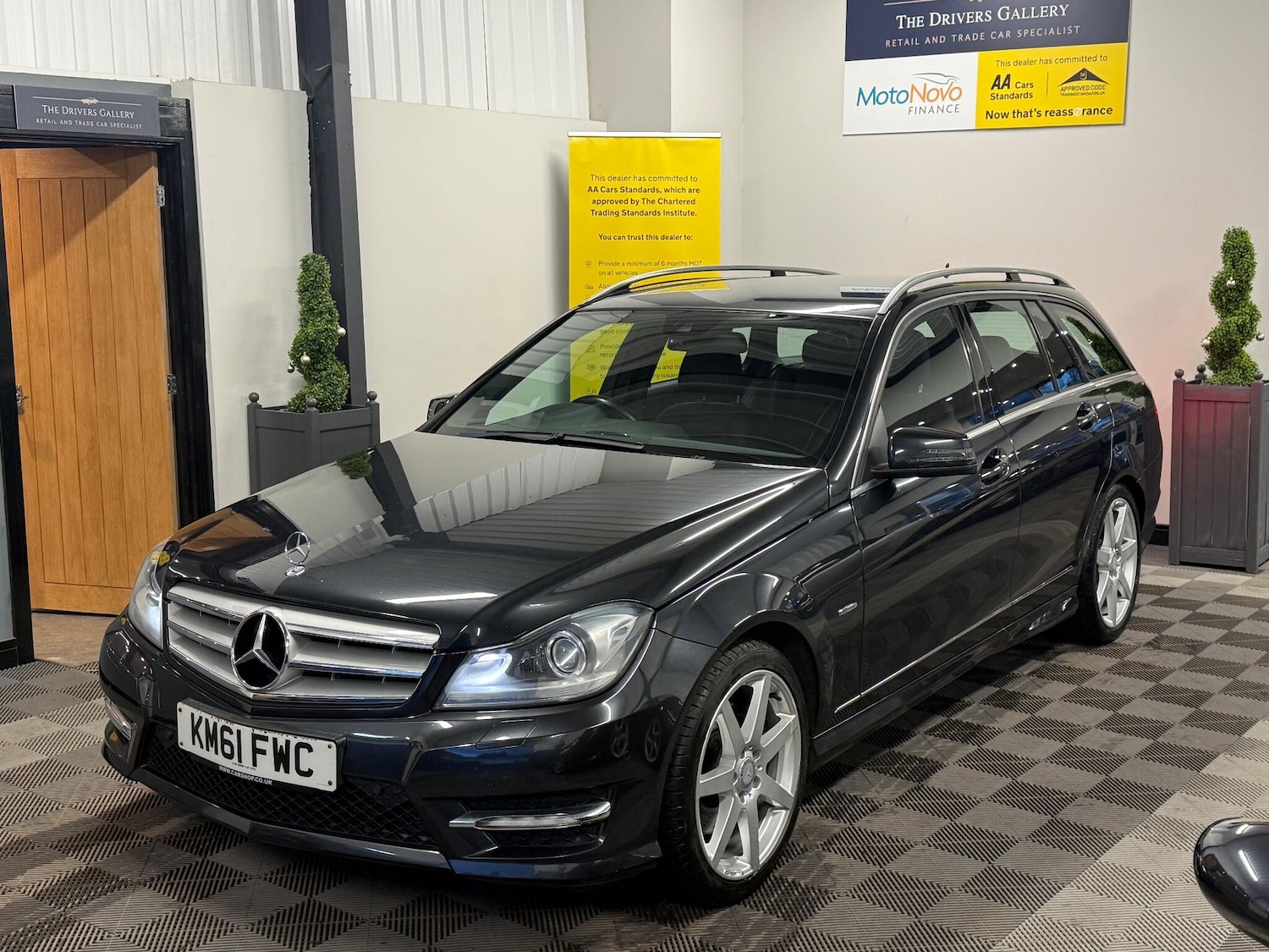 Used Mercedes-Benz C Class 2011 for sale - 77305914: Photo 26