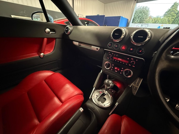 Used Audi TT 2005 for sale - 76295224: Photo 11