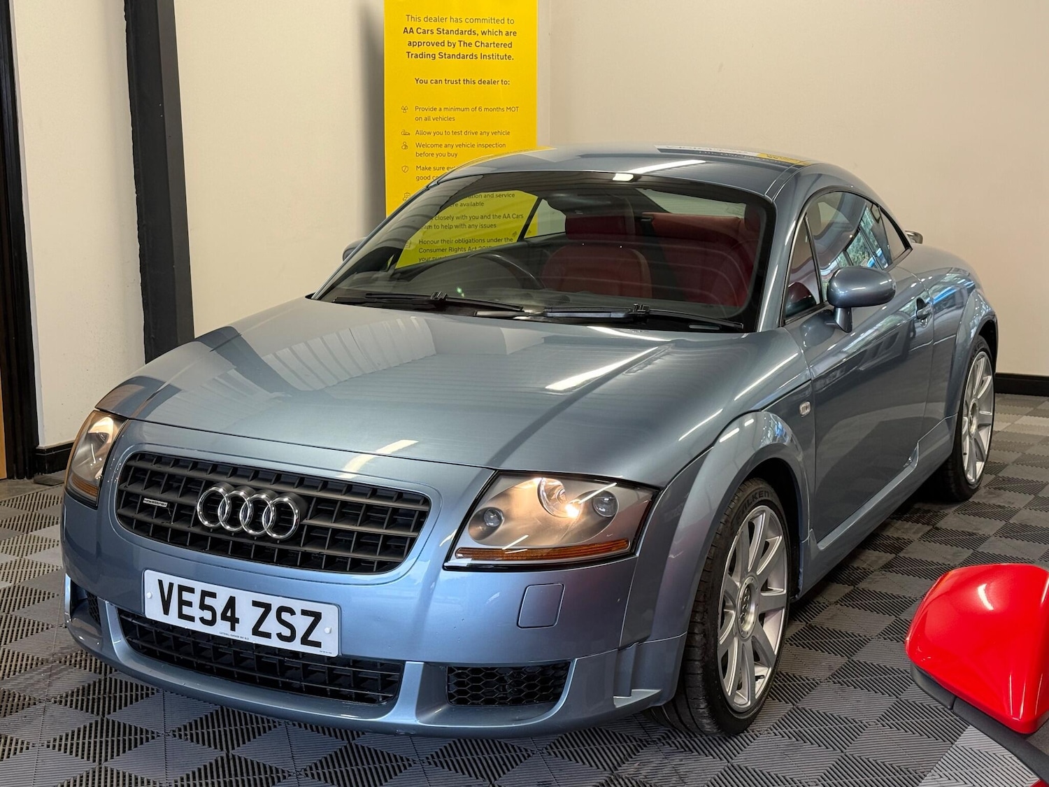 Used Audi TT 2005 for sale - 76295224: Photo 2