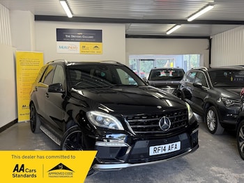 2014 (14) - 5.5 ML63 V8 AMG SpdS+7GT 4WD Euro 5 (s/s) 5dr