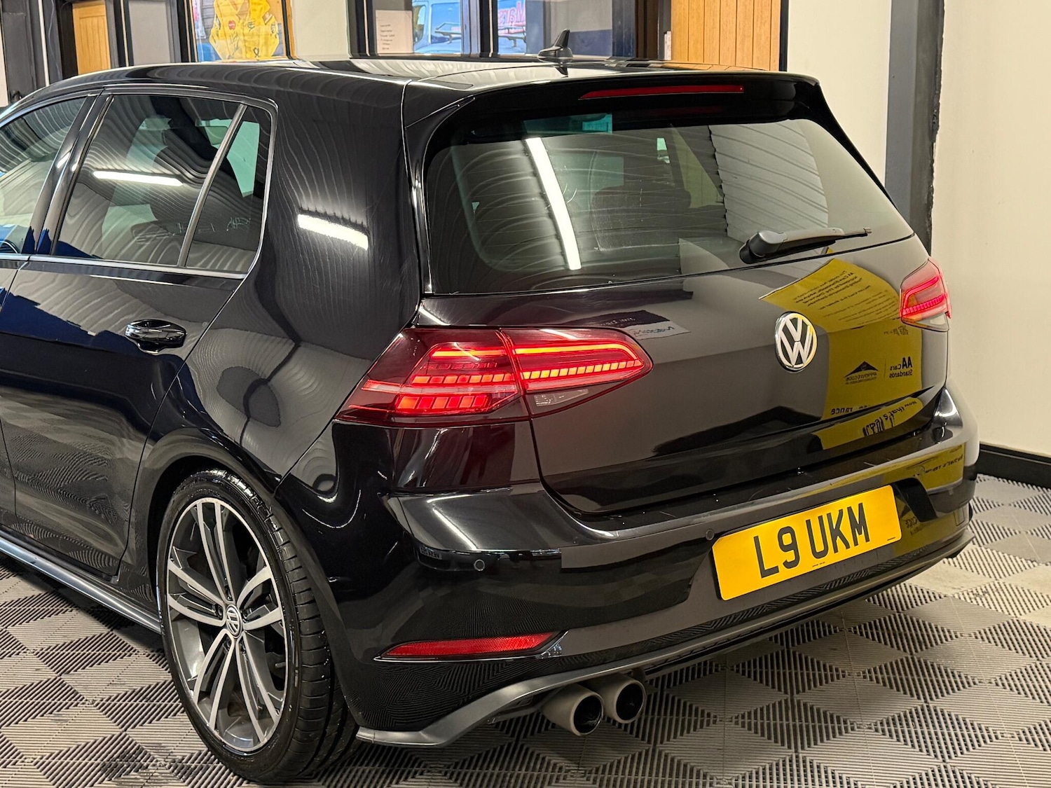 Used Volkswagen Golf 2017 for sale - 76607751: Photo 22