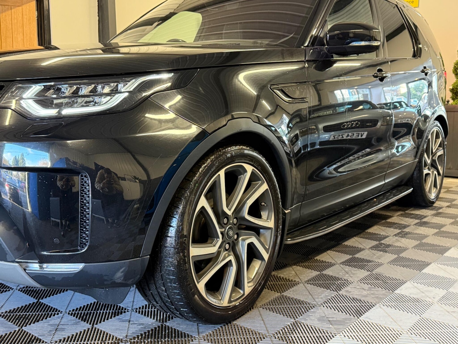 Used Land Rover Discovery for sale - 76999015: Photo 10