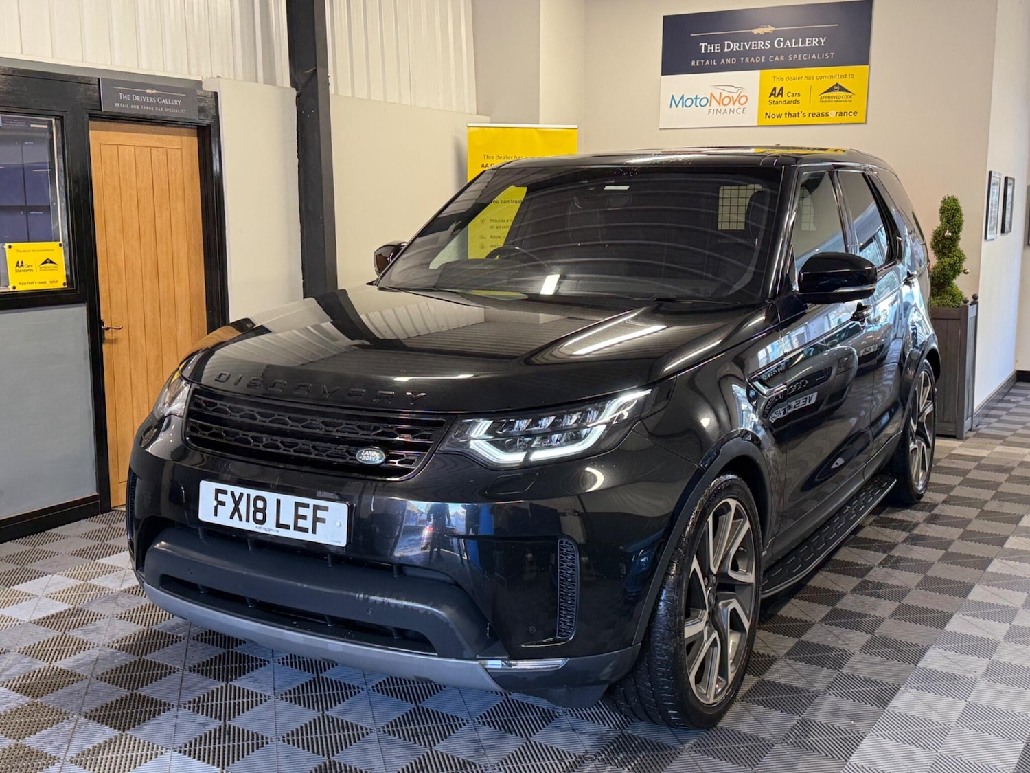 Used Land Rover Discovery for sale - 76999015: Photo 2