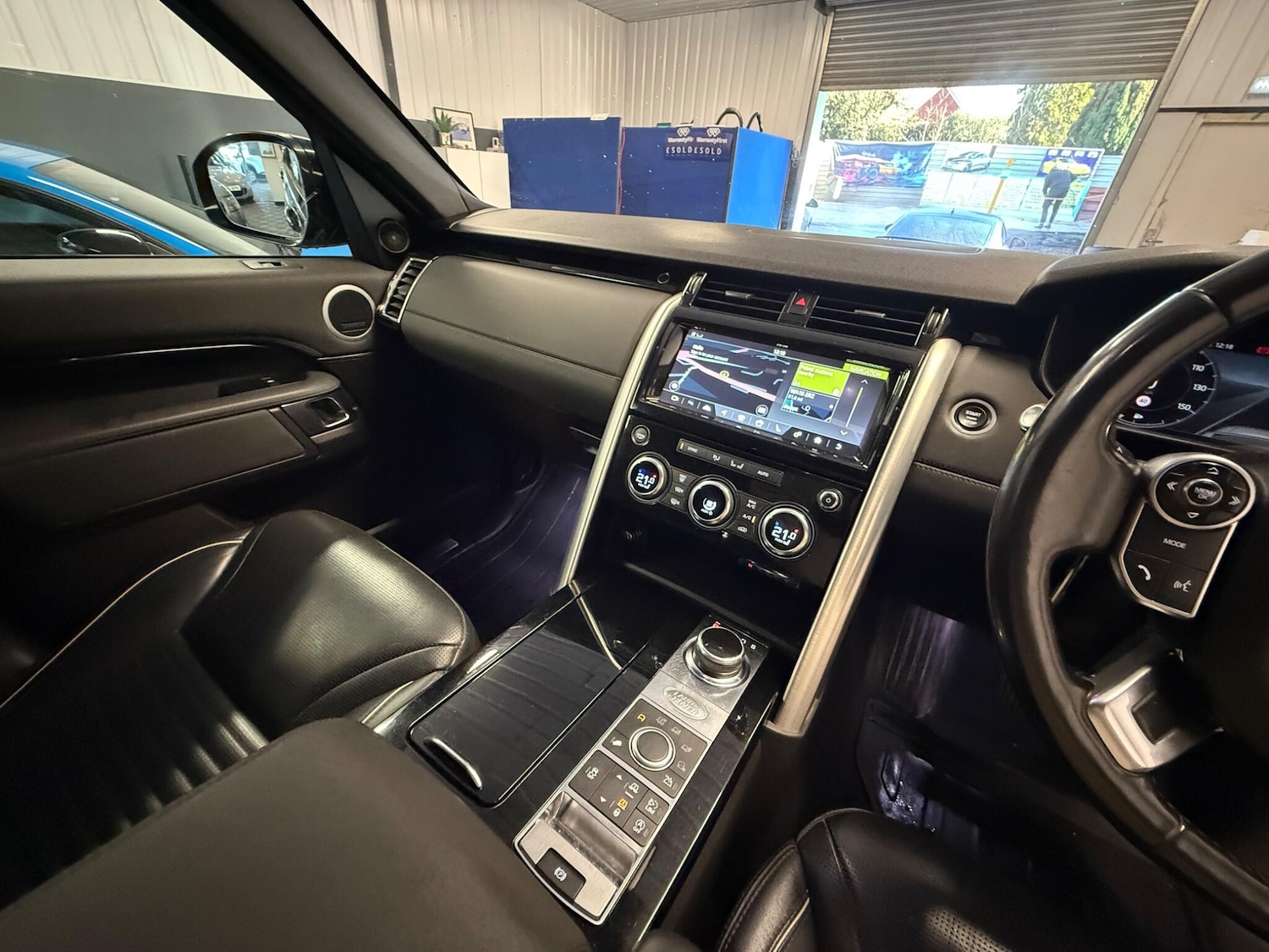 Used Land Rover Discovery for sale - 76999015: Photo 25