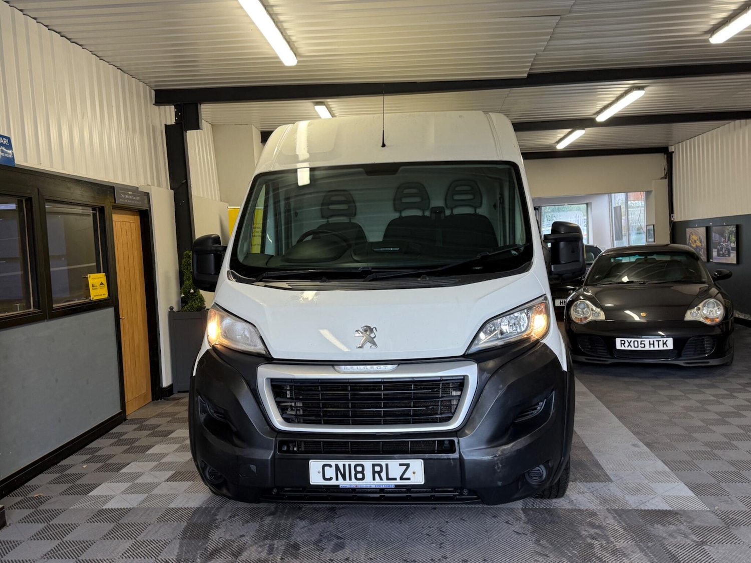 Used Peugeot Boxer 2018 for sale - 77497577: Photo 3