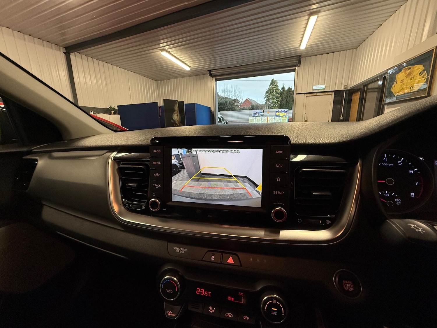 Used Kia Stonic 2018 for sale - 77215907: Photo 10