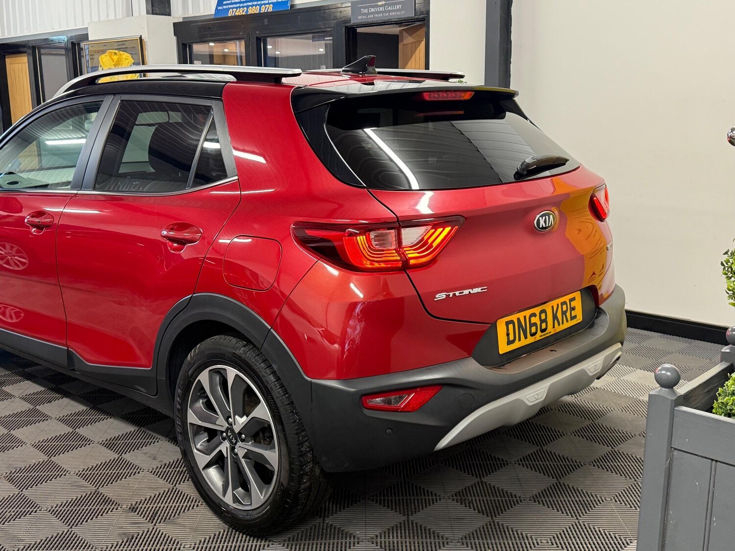 Used Kia Stonic 2018 for sale - 77215907: Photo 18