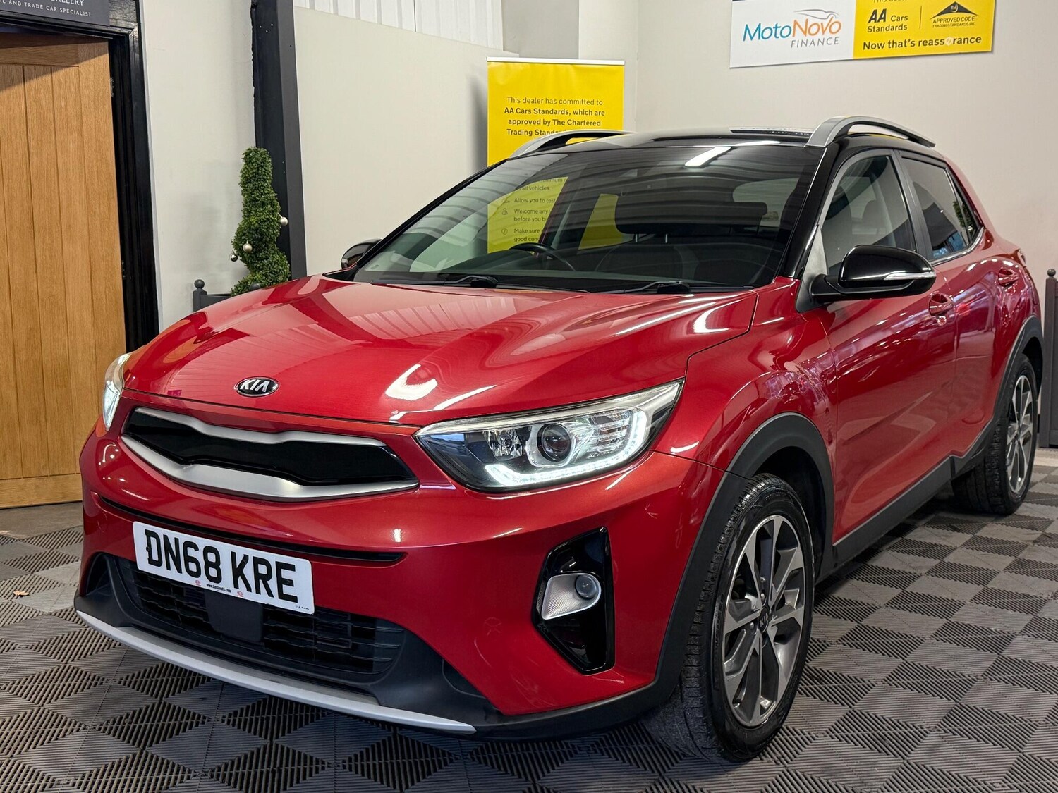 Used Kia Stonic 2018 for sale - 77215907: Photo 26