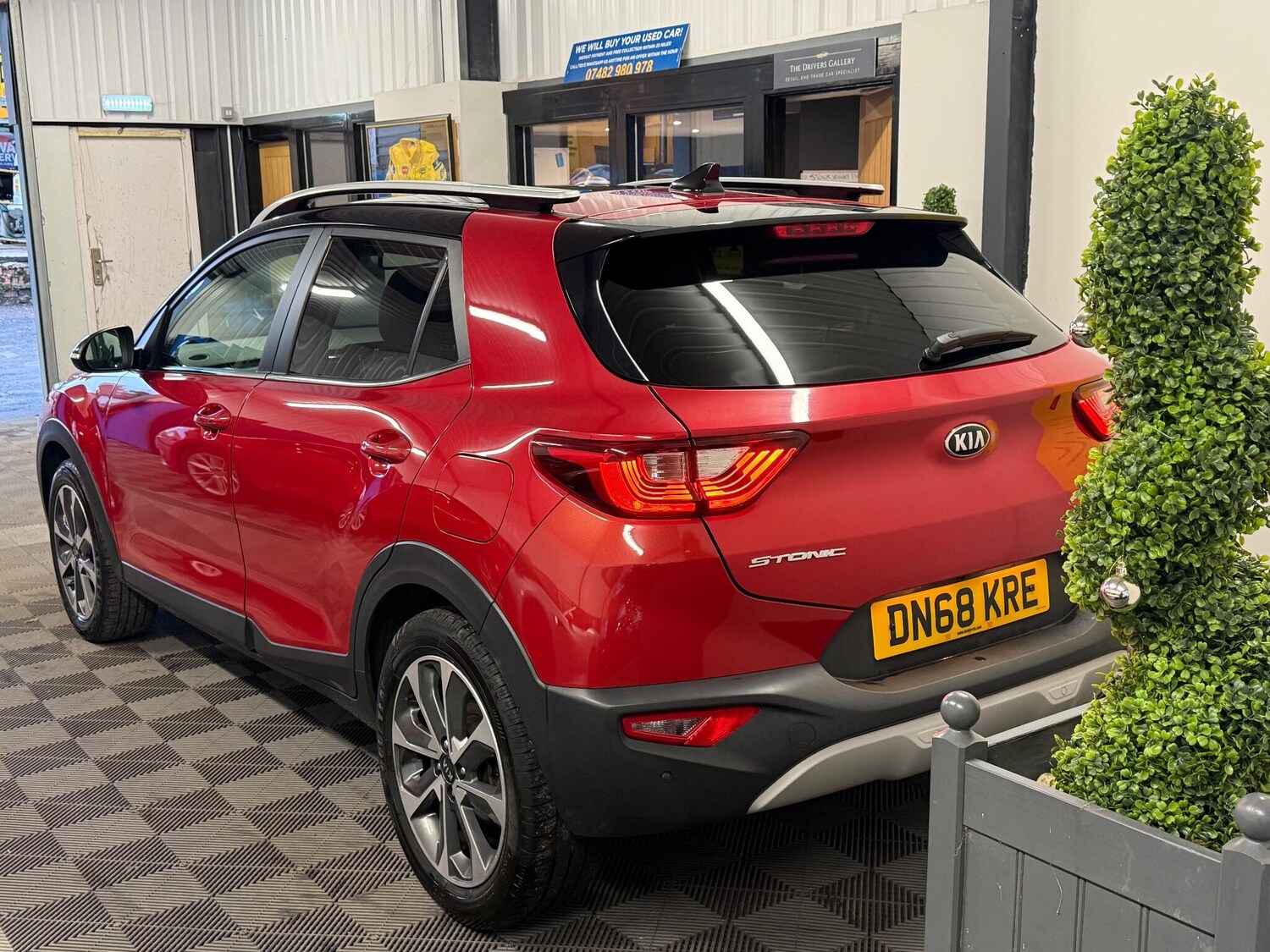 Used Kia Stonic 2018 for sale - 77215907: Photo 3