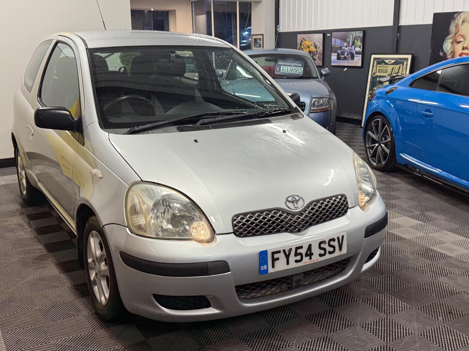 Used Toyota Yaris 2004 for sale - 76752404: Photo 8