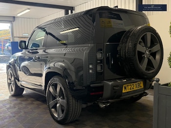 Used Land Rover Defender 90 2022 for sale - 79106805: Photo