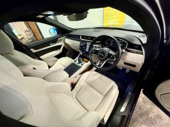 Used Jaguar F-Pace 2022 for sale - 75269308: Photo
