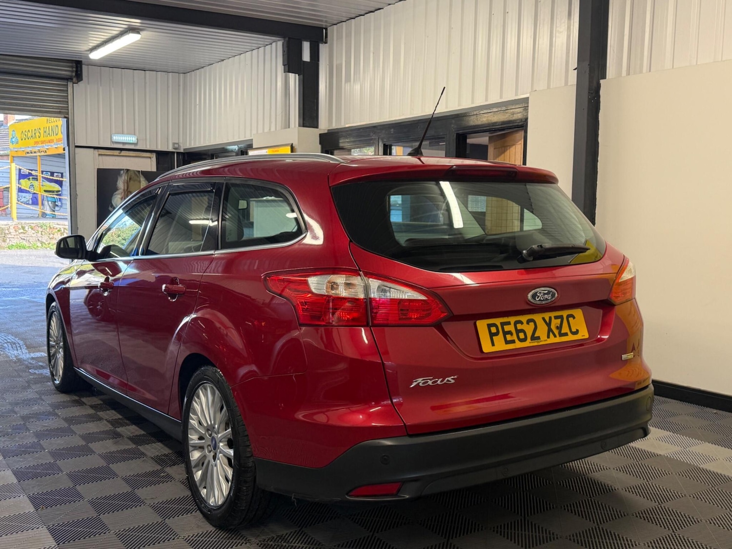 Used Ford Focus 2012 for sale - 76408962: Photo 10