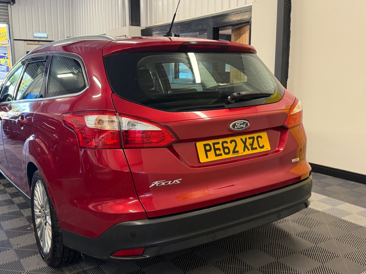 Used Ford Focus 2012 for sale - 76408962: Photo 14