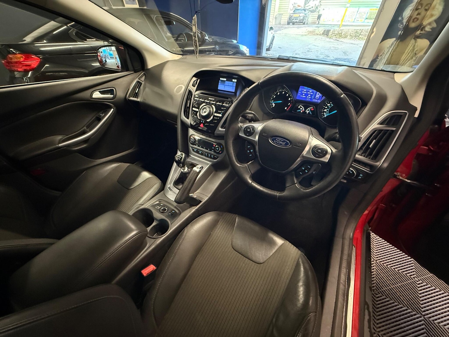 Used Ford Focus 2012 for sale - 76408962: Photo 17