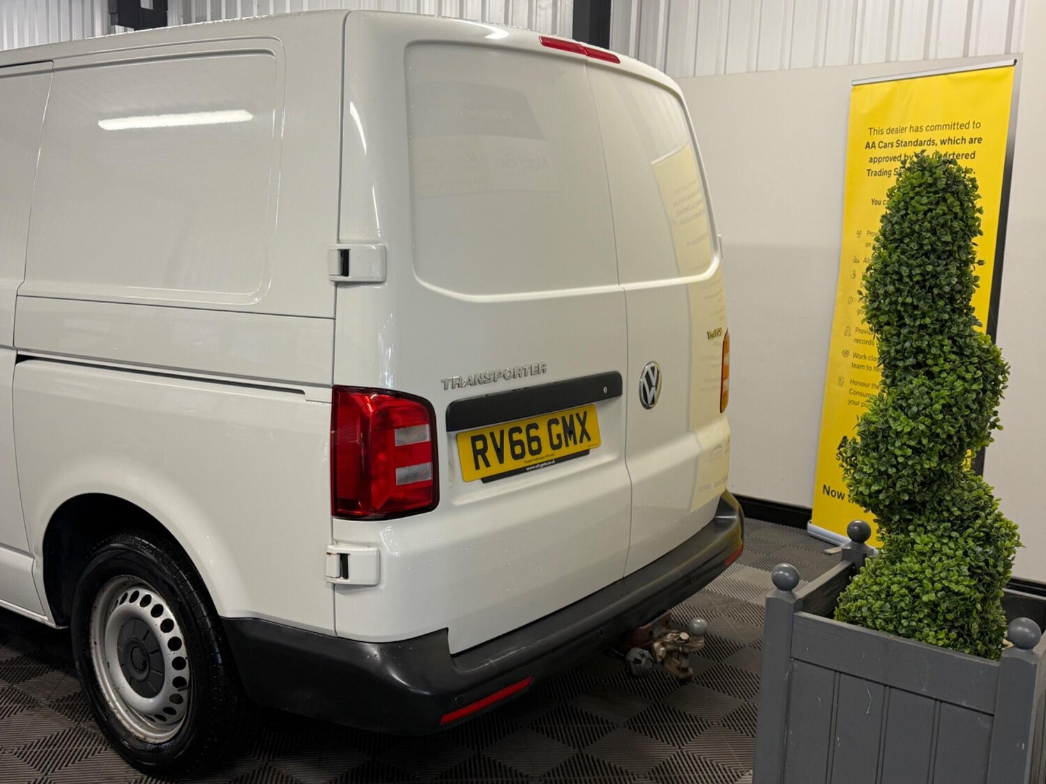 Used Volkswagen Transporter for sale - 78047551: Photo 12