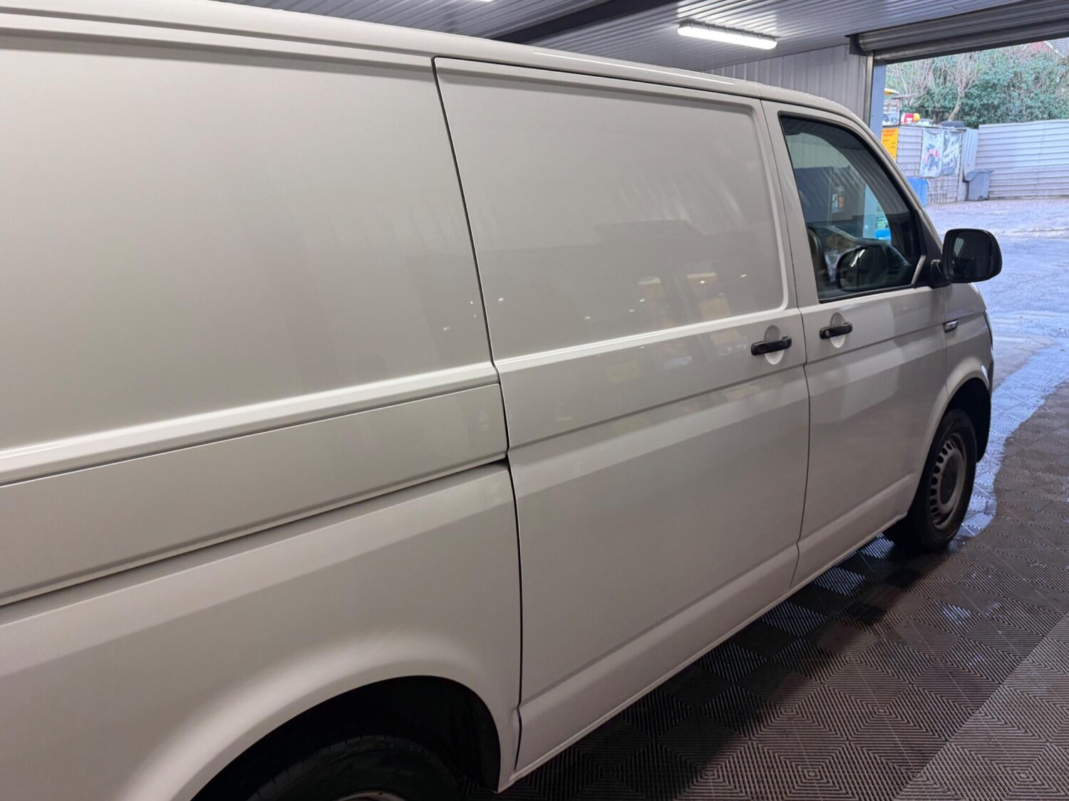 Used Volkswagen Transporter for sale - 78047551: Photo 16
