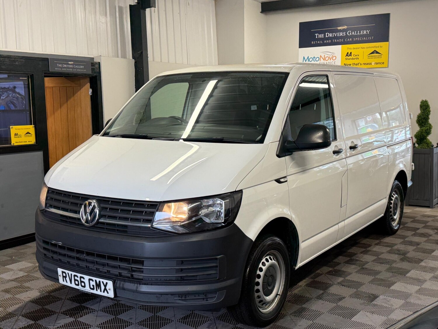 Used Volkswagen Transporter for sale - 78047551: Photo 5