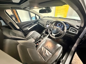 Used Suzuki SX4 S-Cross 2014 for sale - 75770016: Photo