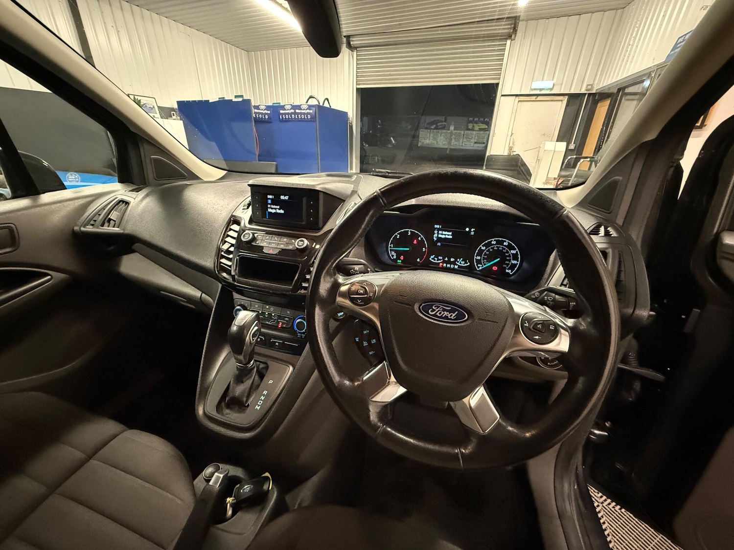 Used Ford Transit Connect 2018 for sale - 76752654: Photo 21