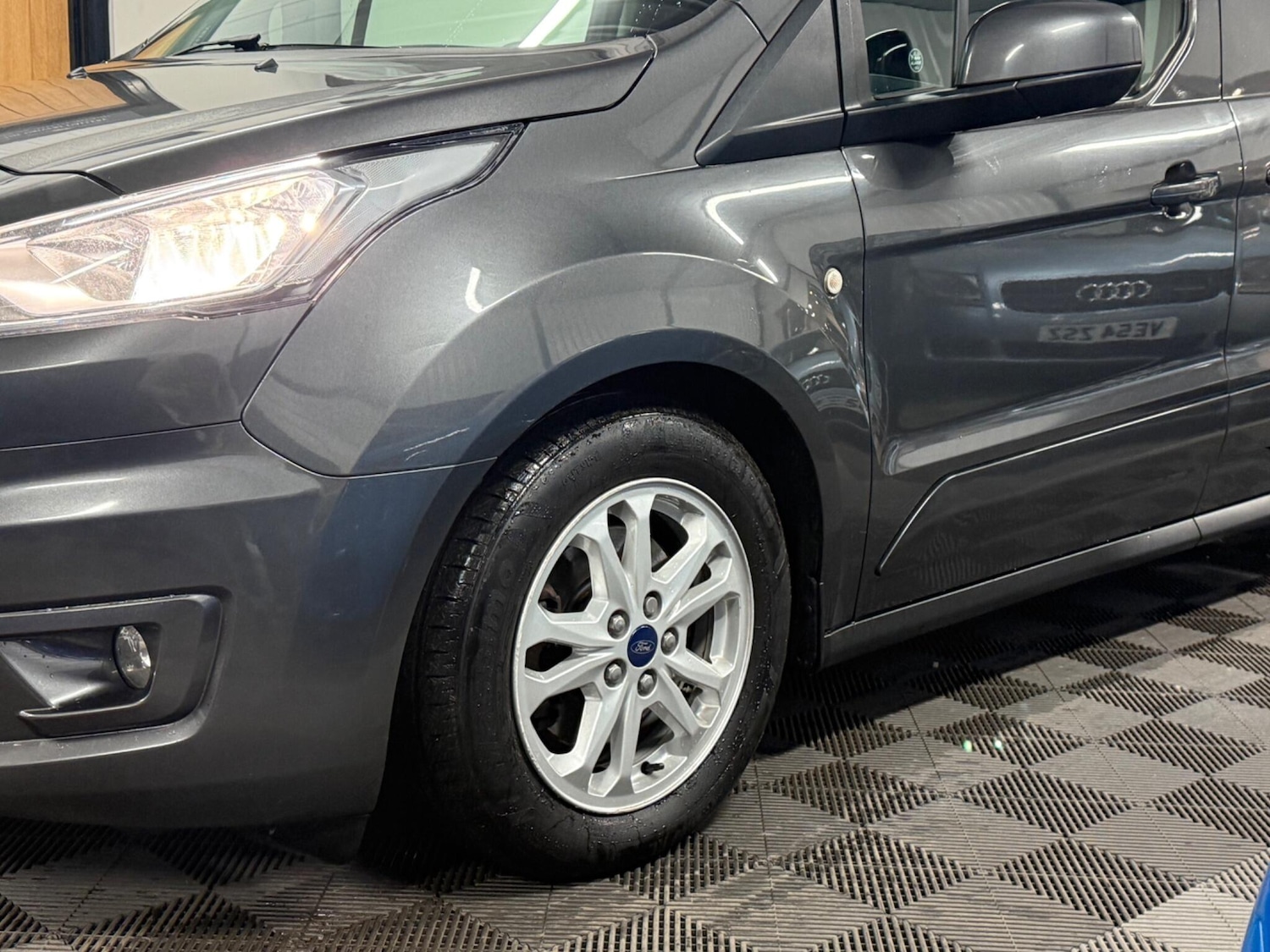 Used Ford Transit Connect 2018 for sale - 76752654: Photo 7