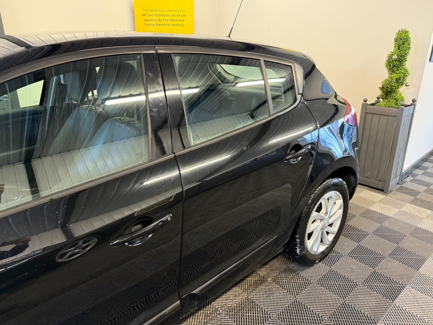 Used Renault Megane 2015 for sale - 77156460: Photo 11