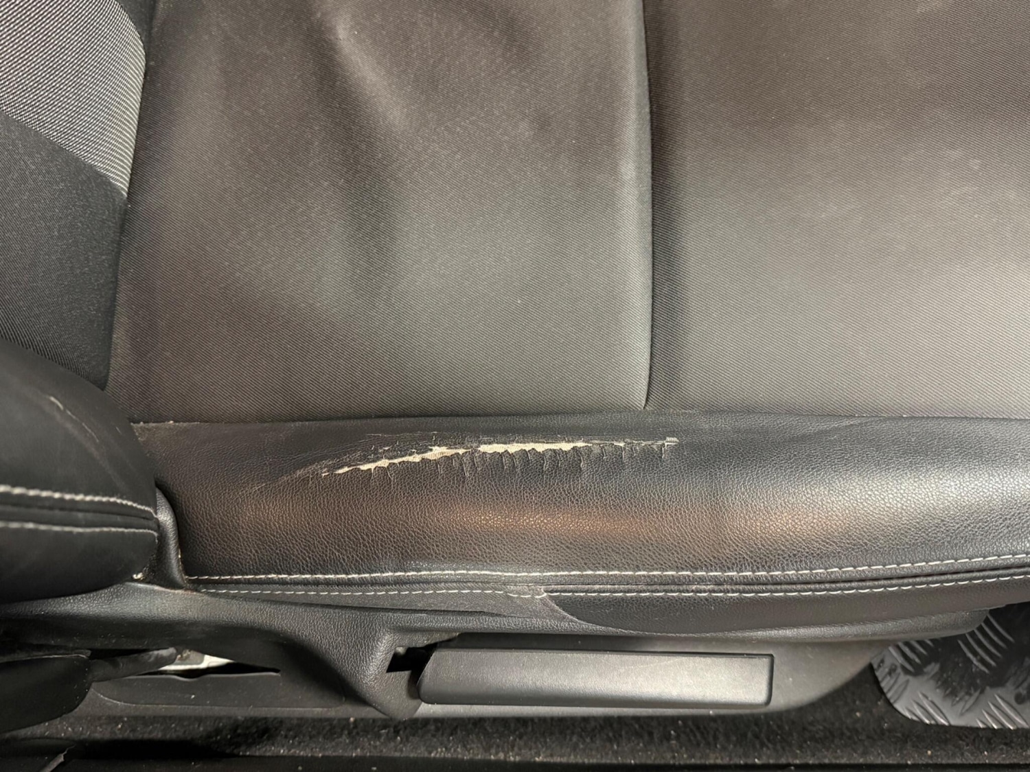 Used Renault Megane 2015 for sale - 77156460: Photo 16