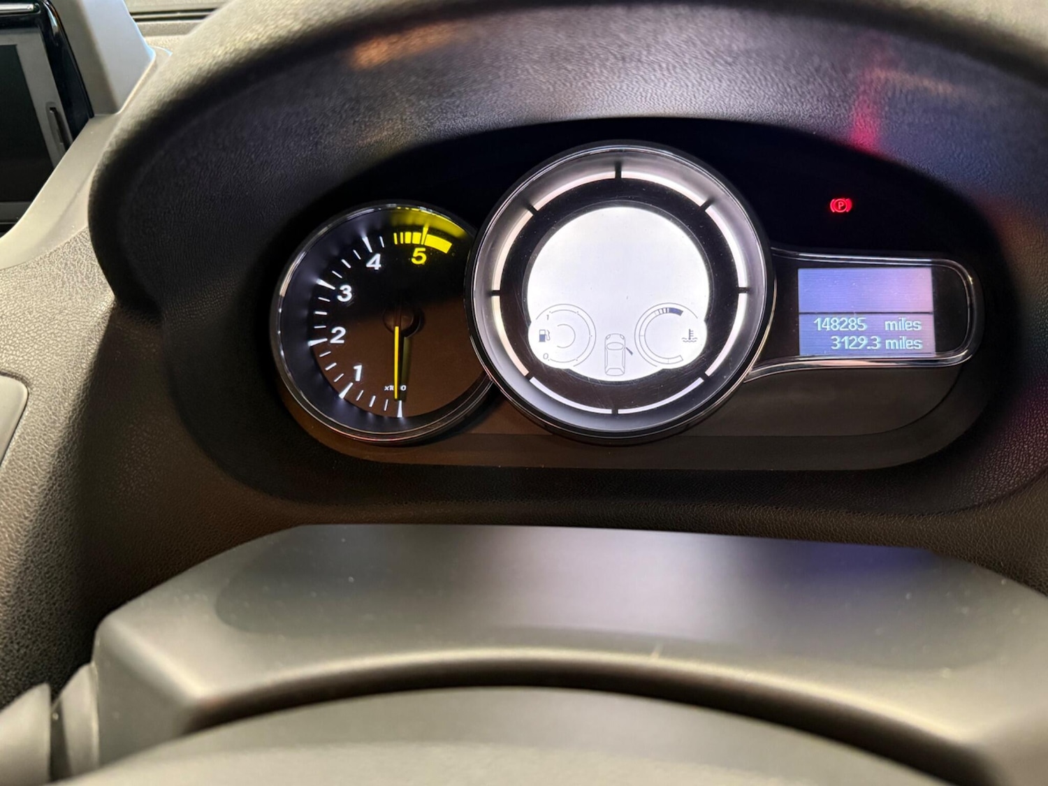 Used Renault Megane 2015 for sale - 77156460: Photo 19