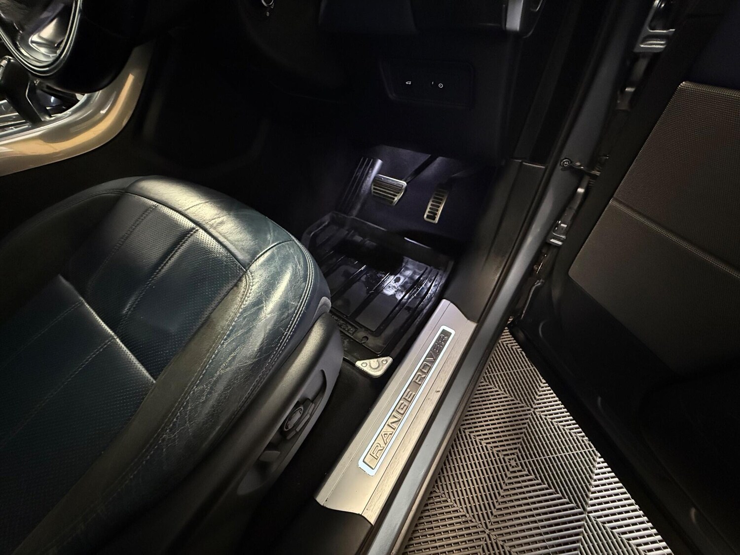 Used Land Rover Range Rover Sport for sale - 77598097: Photo 13