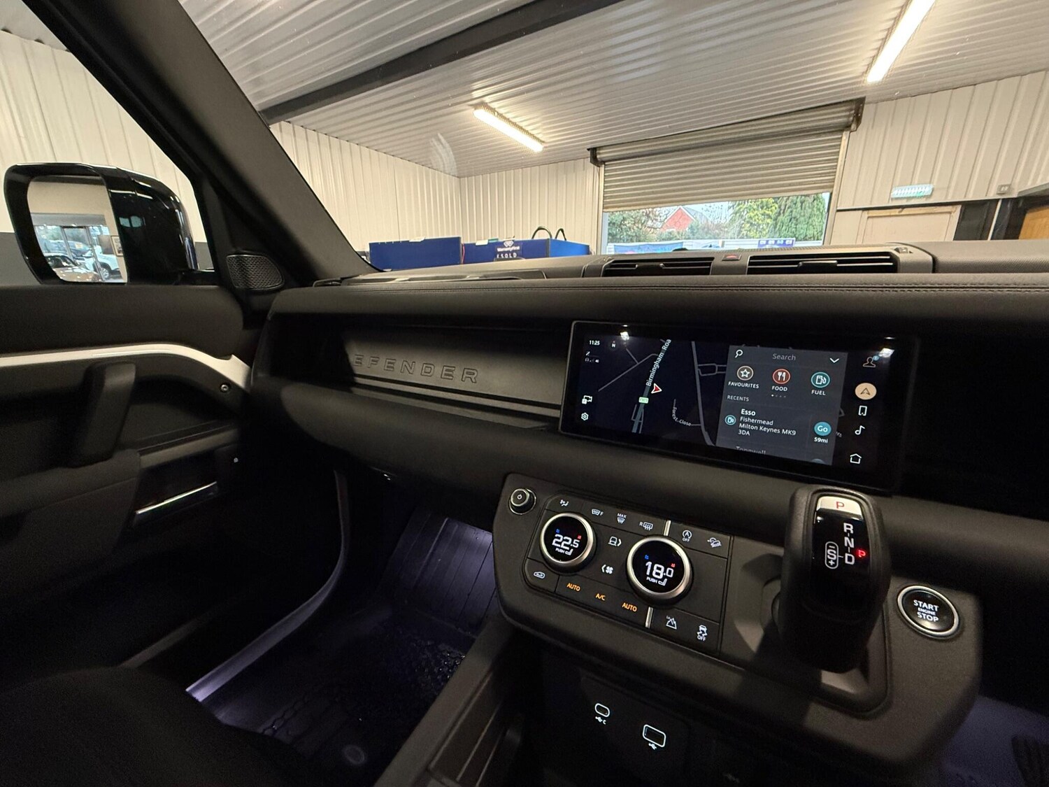 Used Land Rover Defender 110 for sale - 77573989: Photo 31