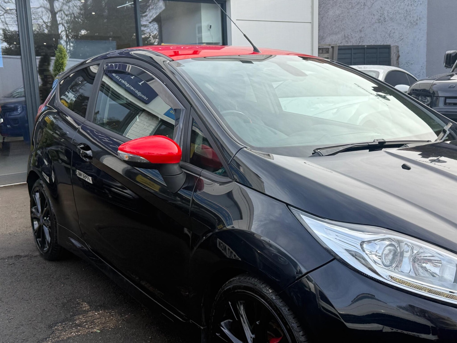 Used Ford Fiesta 2015 for sale - 77574032: Photo 9